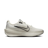 Nike Running Interact Run Se Adults Male Running Shoes White