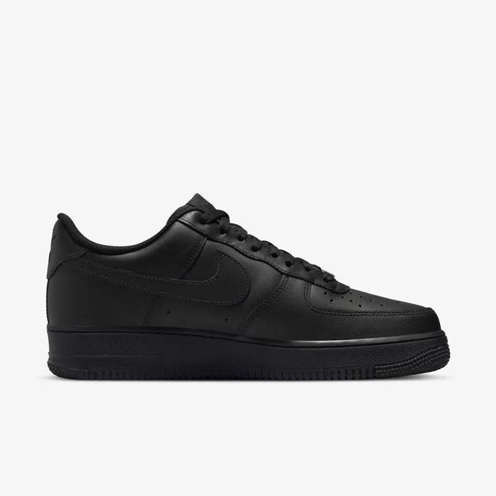 Air Force 1 '07 Le Sneakers