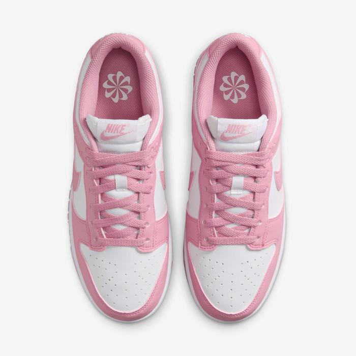 Dunk Low Next Nature Sneakers